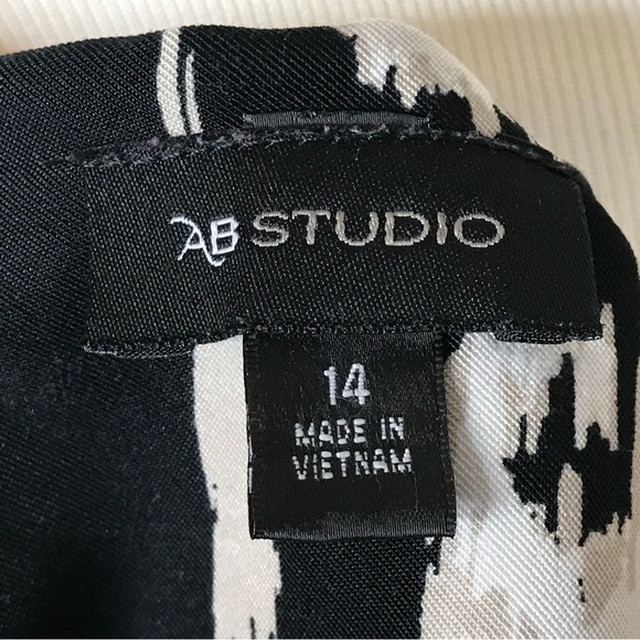 AB‎ Studio Size 14 Sheath Sleeveless Dress Work Career Black White Career Flaw - Picture 8 of 10